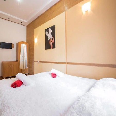 Rk Central Avenue Apartment Lviv Exterior photo